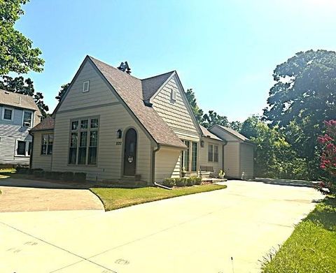 MLS: 2631438