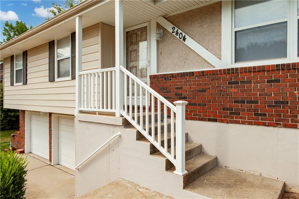 2404 Viking Drive