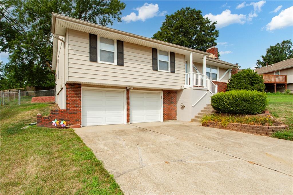 2404 Viking Drive