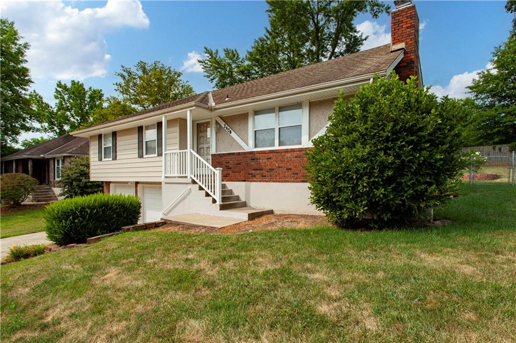 2404 Viking Drive