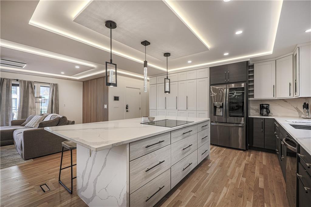 609 W 49th Street 1