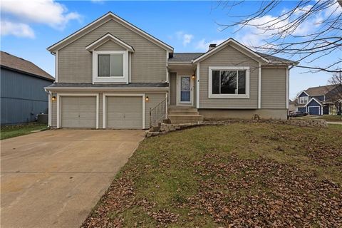 509 S Stone Creek Drive Gardner KS 66030