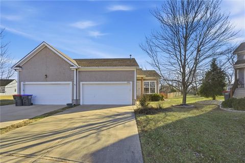 1305 159th Street Basehor KS 66007