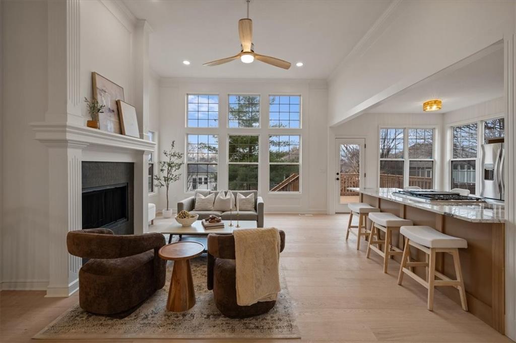 7633 W 148th Terrace