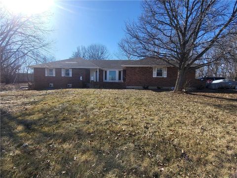 20100 S ST RT J Highway Peculiar MO 64078