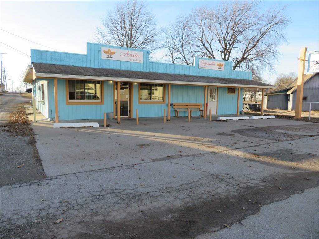 Photo 1 of 36 — 204 Third Street, Winchester, KS 66097