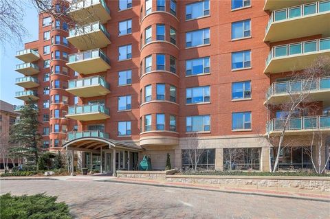 4950 Central Street 1001 Kansas City MO 64112