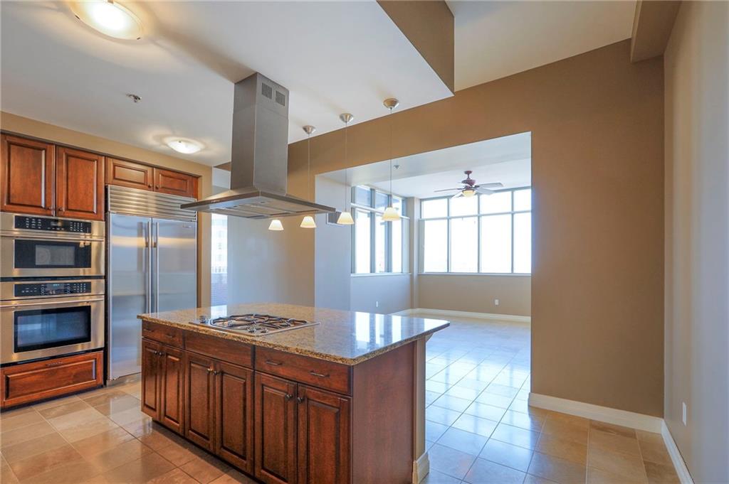 4950 Central Street 1001