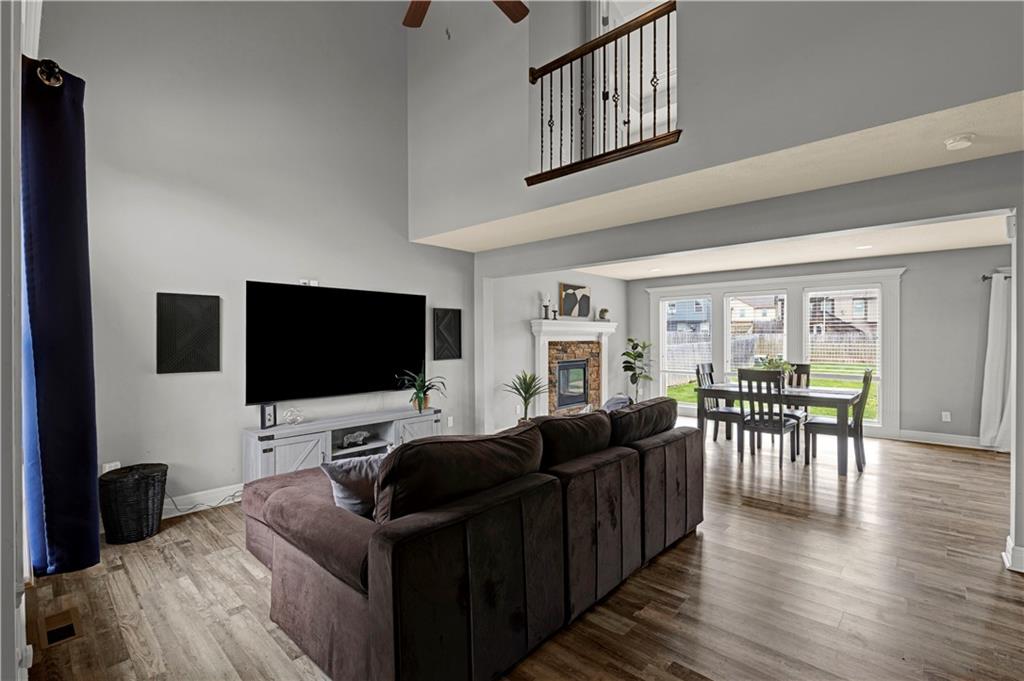 1409 NE Jaclyn Drive