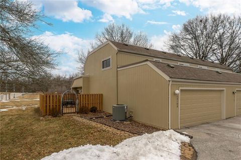 12103 Charlotte Street, Kansas City, MO 64146 - #: 2531687