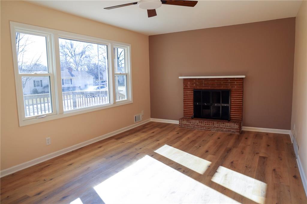 11304 E 48th Terrace