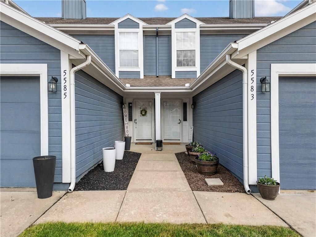 Photo of 5583 Sunrise Meadow Lane #89-C, Lees Summit, MO 64064 (MLS # 2608988)