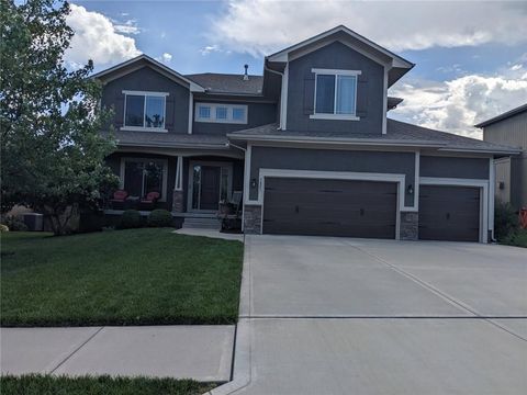 1521 SW Whistle Drive Lee's Summit MO 64082