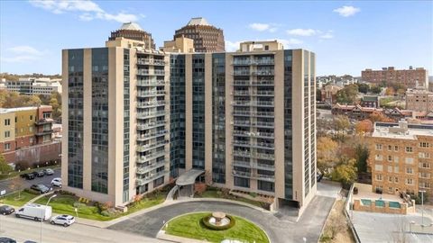 4545 Wornall Road 1110 Kansas City MO 64111