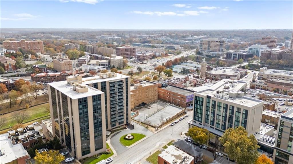 4545 Wornall Road 1110