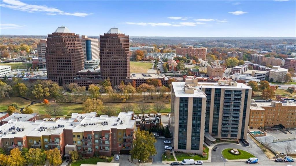 4545 Wornall Road 1110