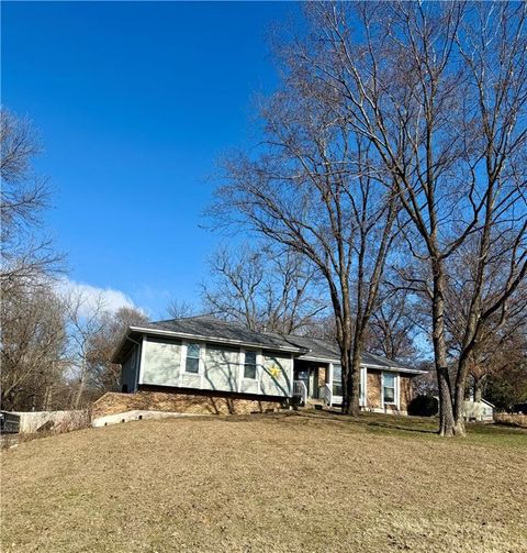 10 NW 80th Street Kansas City MO 64118