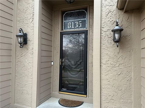 8135 Acuff Lane Lenexa KS 66215