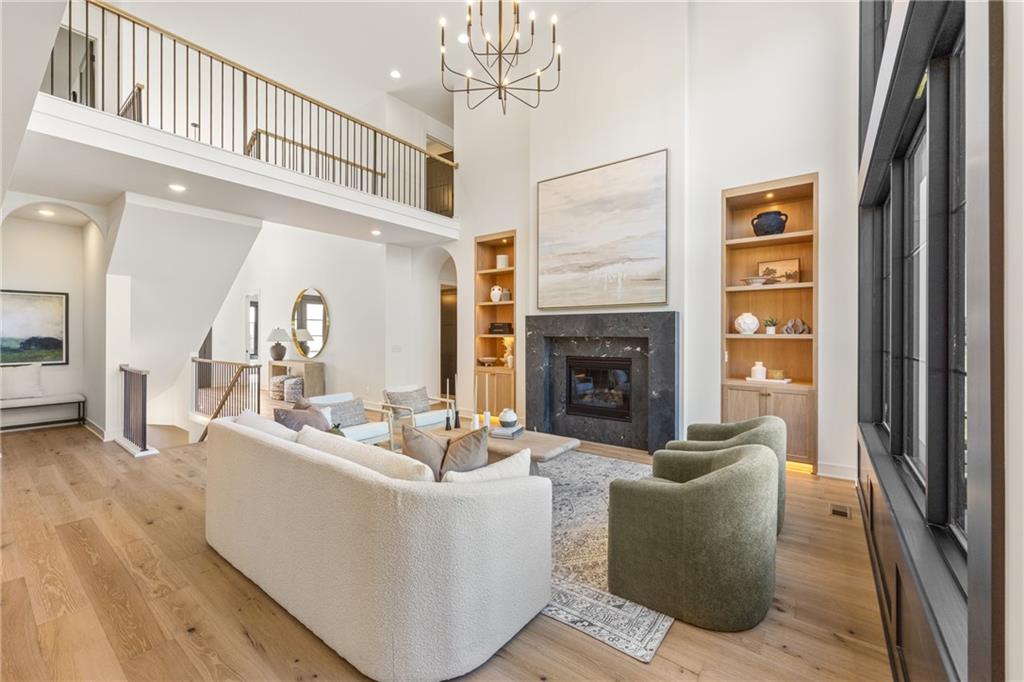 9606 W 175th Terrace