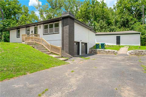 Photo of 3910 Sewell Avenue, Kansas City, KS 66104 (MLS # 2598923)