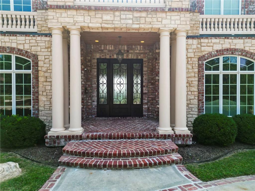 27596 W Highland Circle
