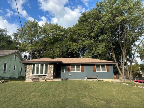 914 Madison Street Leavenworth KS 66048