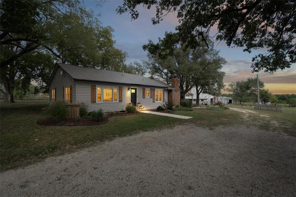 21825 S Ridgeview Road