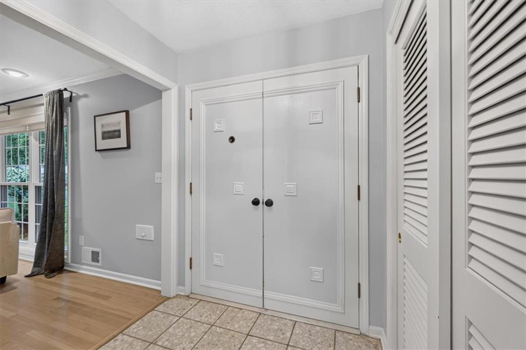 201 W 109th Terrace