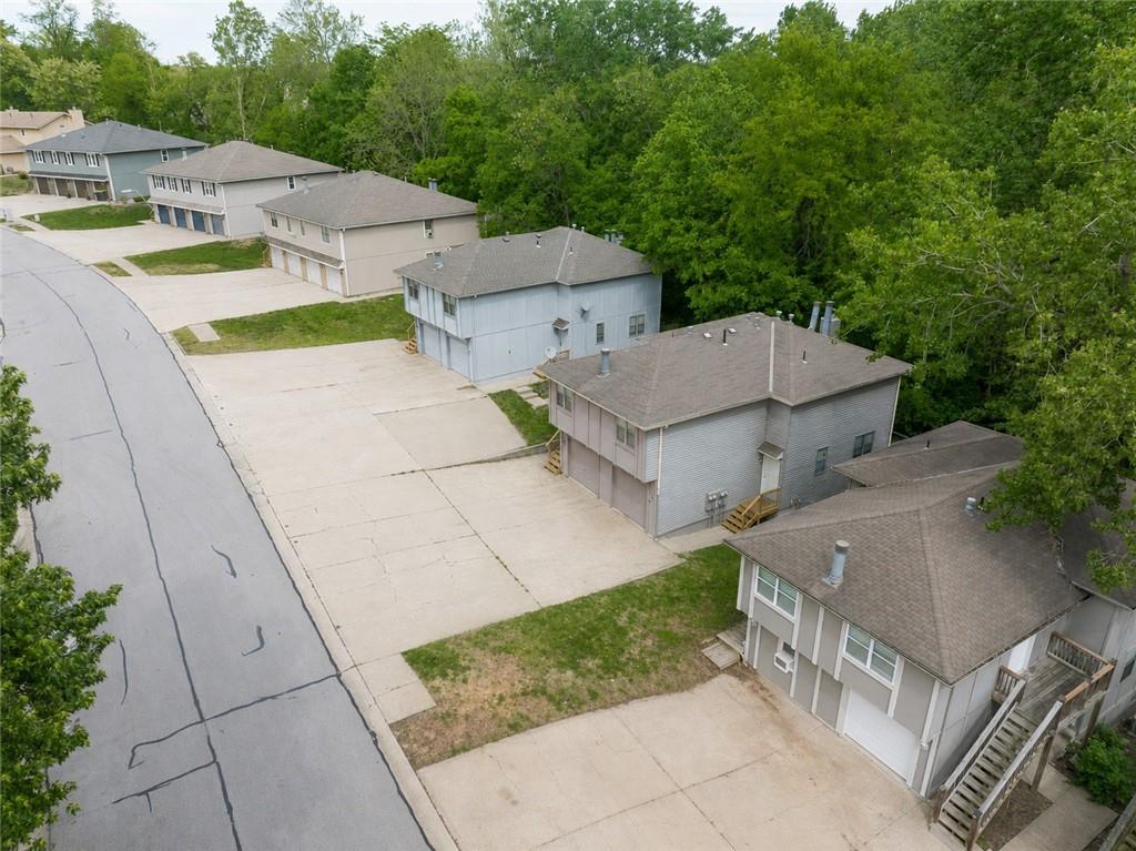 8213 & 8215 Everton Avenue