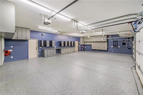 11800 Madison Avenue, Kansas City, MO 64114 - #: 2563683