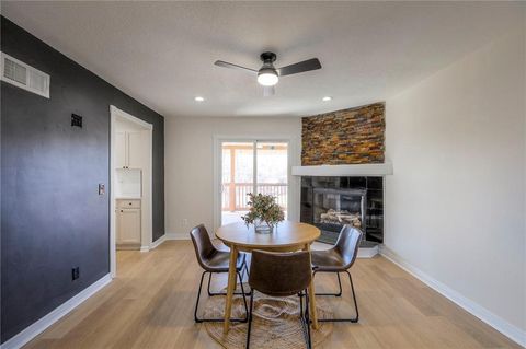 Tiny photo for 619 N Gallatin Street, Liberty, MO 64068 (MLS # 2601313)