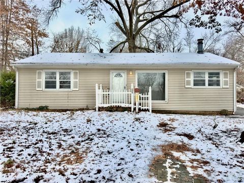 223 E Bannister Road, Kansas City, MO 64114 - MLS#: 2576927