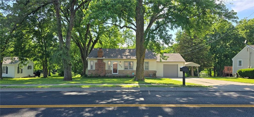 Photo of 1212 N 90th Street, Kansas City, KS 66112 (MLS # 2623882)