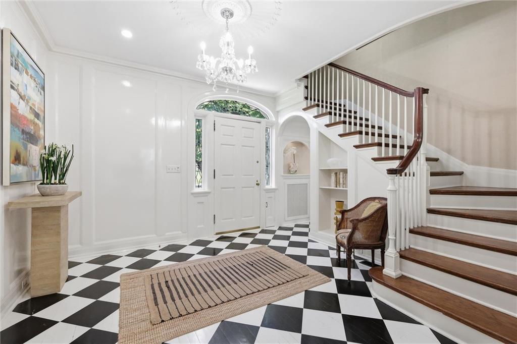 1217 W 58th Street