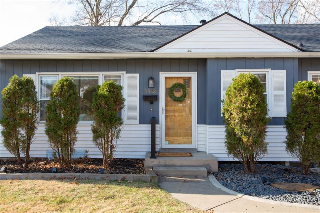 5542 Ash Drive