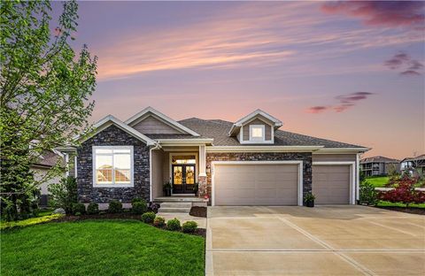 Photo of 12802 W 173rd Terrace, Overland Park, KS 66221 (MLS # 2614741)