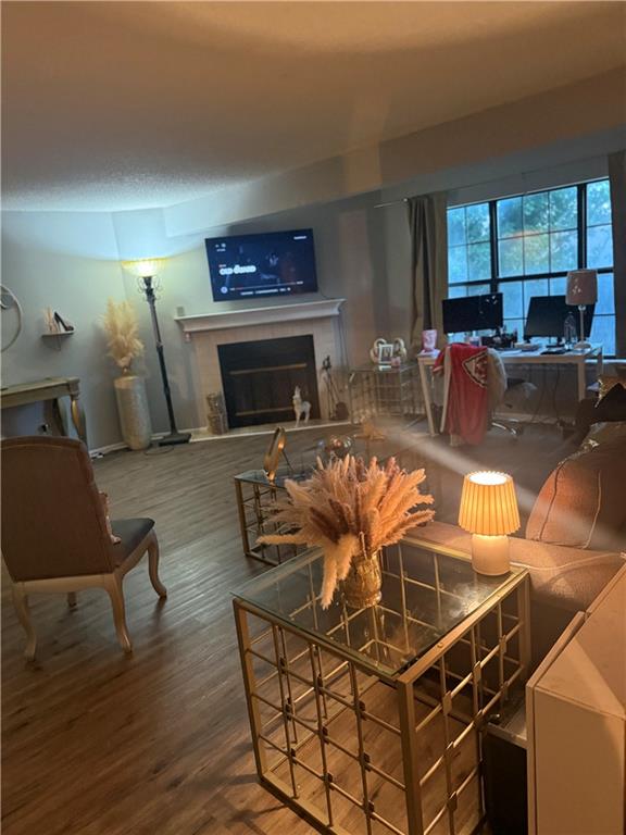 8135 HOLMES Road 202