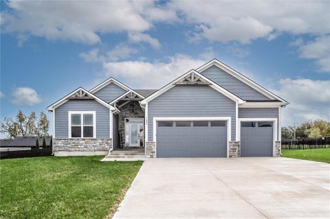 Photo of 1603 Marvin Court, Harrisonville, MO 64701 (MLS # 2647747)