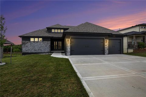 8316 NW 90th Street Kansas City MO 64153