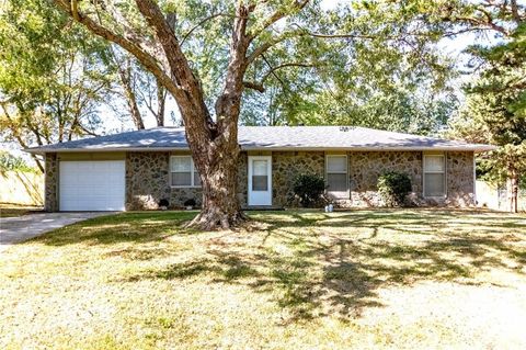 Photo of 122 SE 411th Road, Warrensburg, MO 64093 (MLS # 2579378)