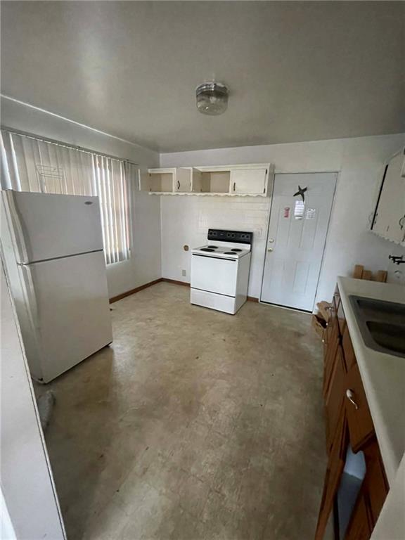 2443 S Sterling Avenue