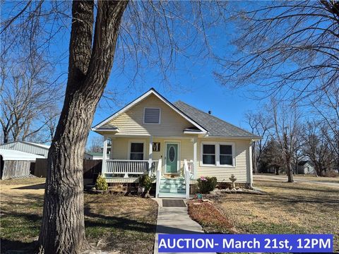 Photo of 343 Chestnut N/A S, Howard, KS 67349 (MLS # 2601441)