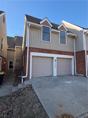 8240 NW BIRCH LN, KANSAS CITY, MO 64151 - Image 43dec8e551f6f1878cae019efdb5c71e/1169842575