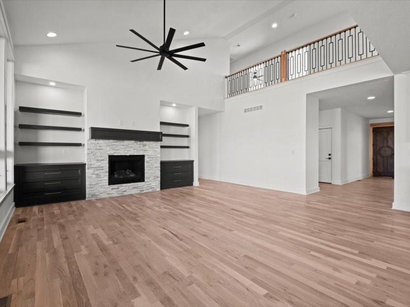 15248 bradfort Court