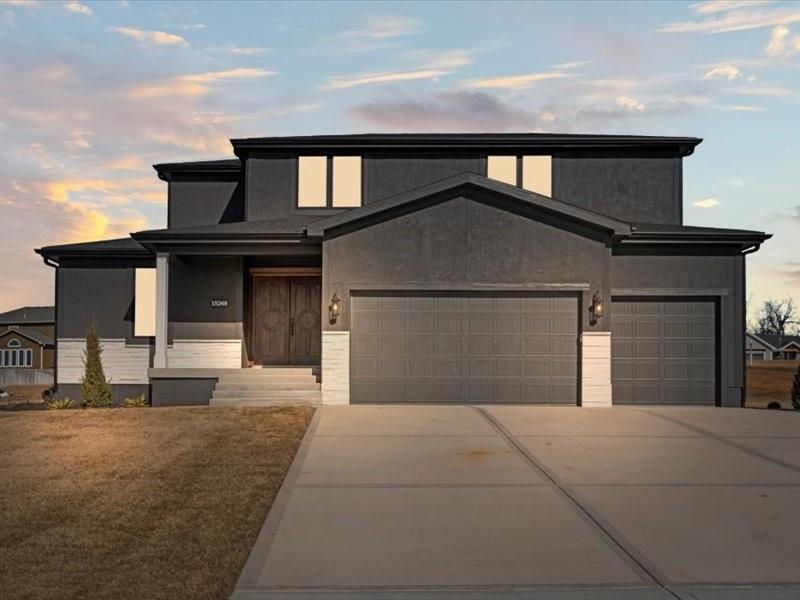 15248 bradfort Court