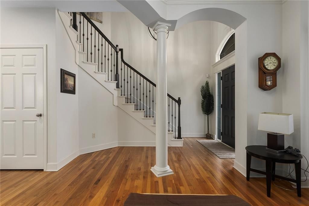 Photo of 7822 N Mattox Avenue, Kansas City, MO 64151 (MLS # 2592477)