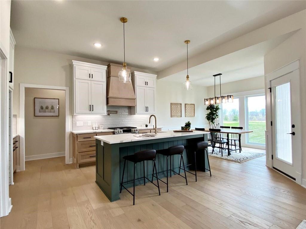 5888 NW Black Oak Court