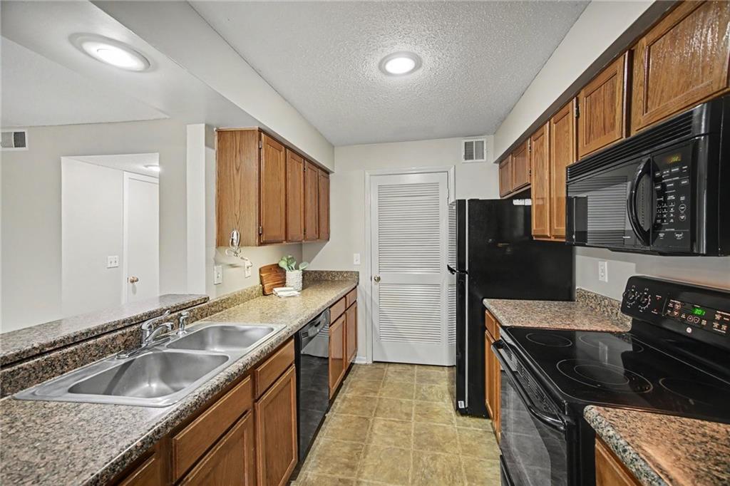 11216 Nieman Road 101