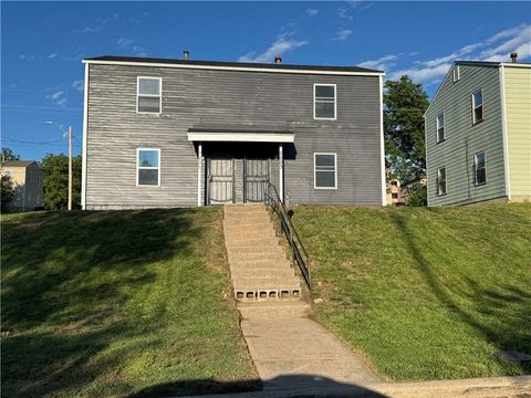 2201 Askew Avenue Kansas City MO 64127