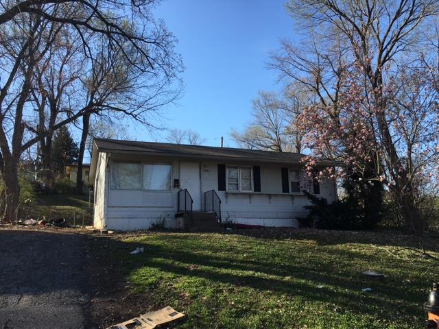 Photo 1 of 1 — 7401 E 49th Street, Kansas City, MO 64129